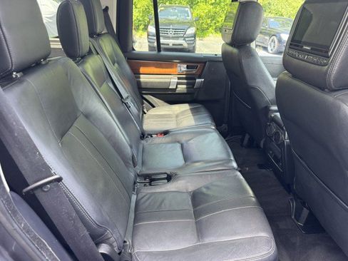 Used 2016 Land Rover LR4 HSE Silver Edition AWD/4WD image 41