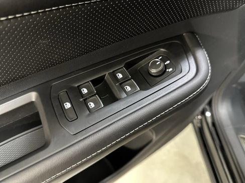 New 2026 Volkswagen Atlas SE image 19