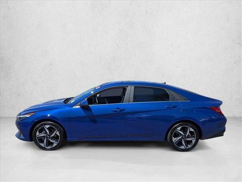 Used 2023 Hyundai Elantra Limited FWD image 9
