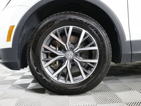 Used 2021 Volkswagen Tiguan S FWD image 9