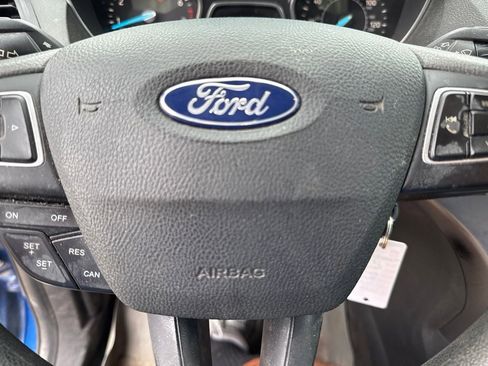 Used 2018 Ford Escape S FWD image 27