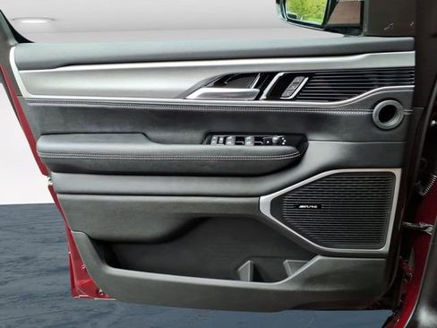 New 2026 Jeep Grand Wagoneer 4WD image 24