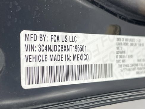 Used 2022 Jeep Compass Limited image 29