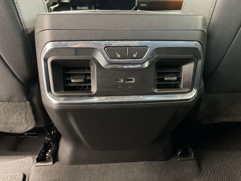 Used 2024 GMC Sierra 3500 Denali AWD/4WD image 22