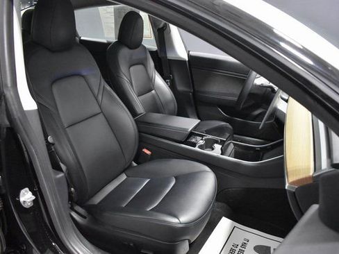 Used 2020 Tesla Model 3 Long Range image 14