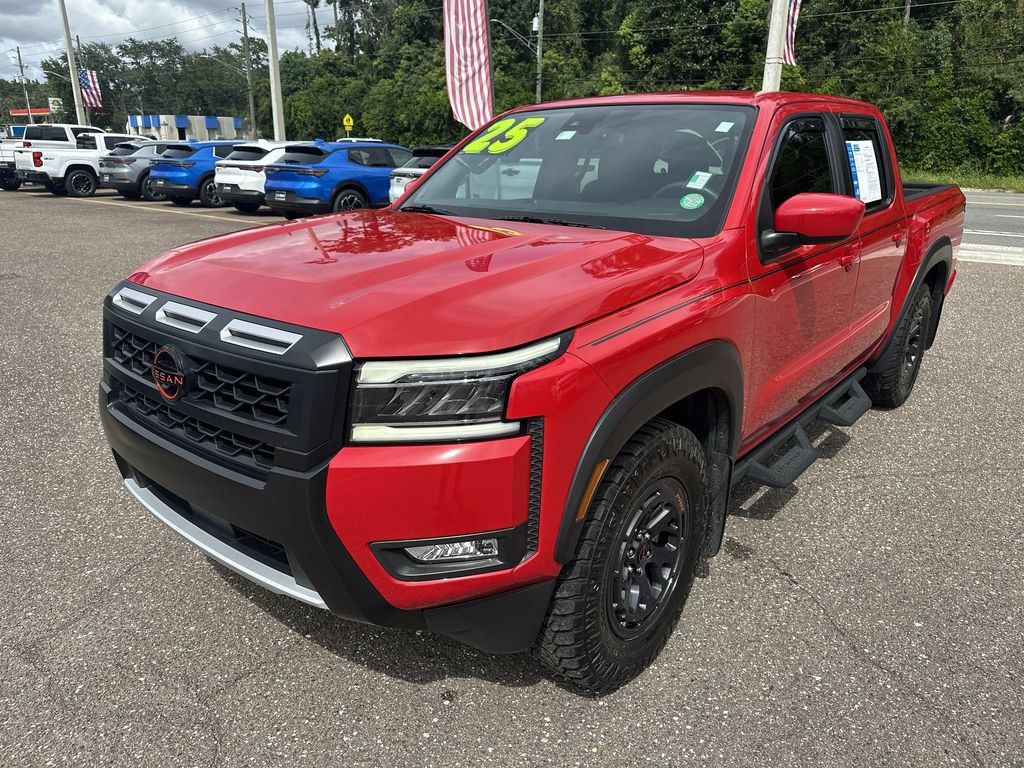 Used 2025 Nissan Frontier Pro-X RWD image 12