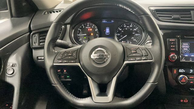 Used 2020 Nissan Rogue SV AWD/4WD image 23