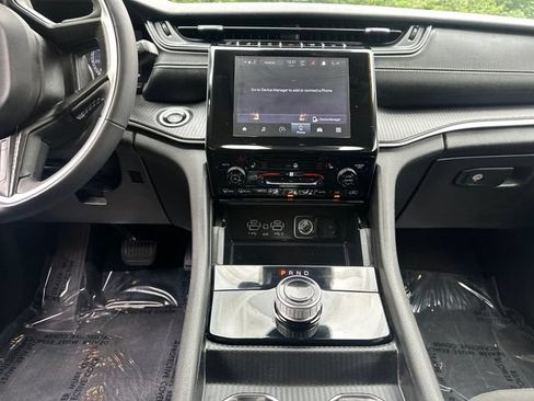 Used 2023 Jeep Grand Cherokee Laredo X w/ Luxury Tech Group I AWD/4WD image 24