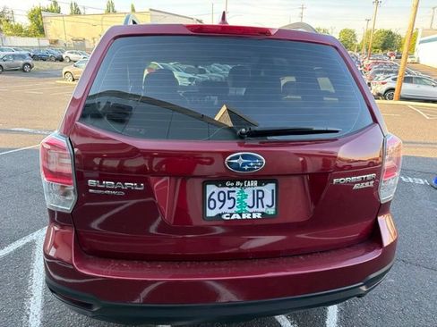 Used 2017 Subaru Forester 2.5i w/ Alloy Wheel Package AWD/4WD image 7