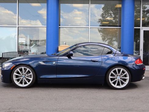 Used 2016 BMW Z4 sDrive35i RWD image 3