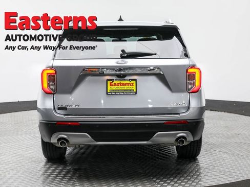 Used 2023 Ford Explorer Limited AWD/4WD image 6
