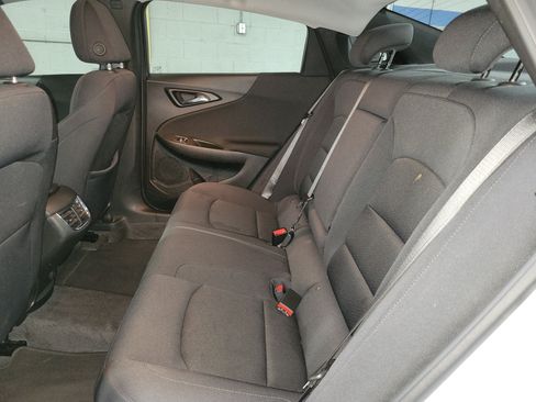 Used 2025 Chevrolet Malibu LT FWD image 17