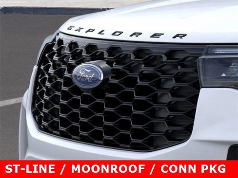 New 2026 Ford Explorer ST-Line image 17