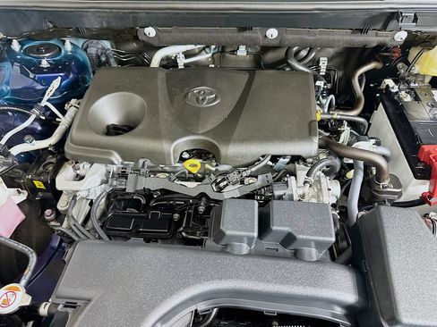 Used 2025 Toyota RAV4 XLE Premium AWD/4WD image 31