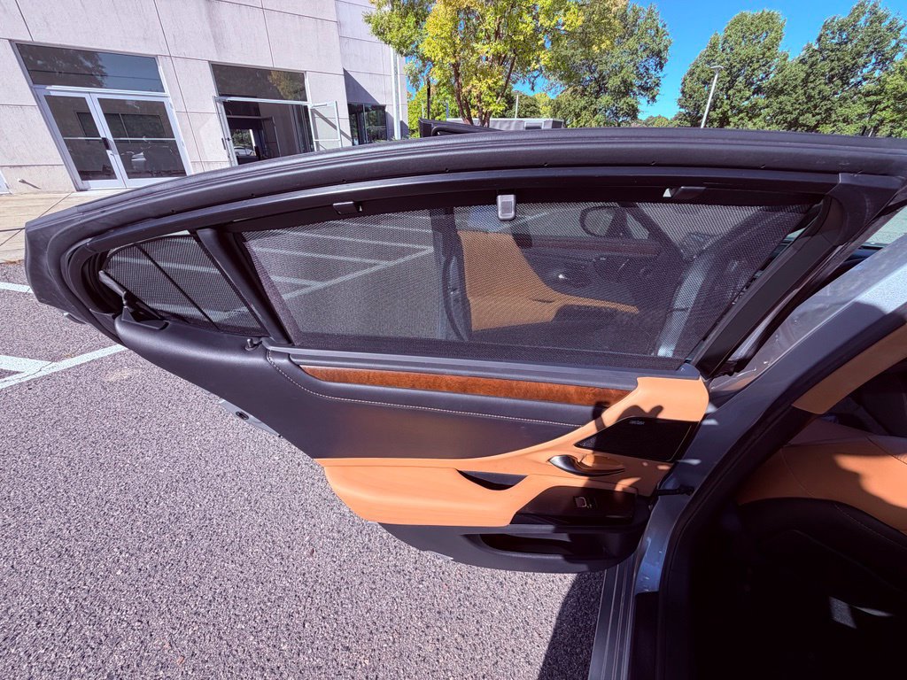 Certified 2022 Lexus ES 350 Ultra Luxury w/ Accessory Package FWD image 19