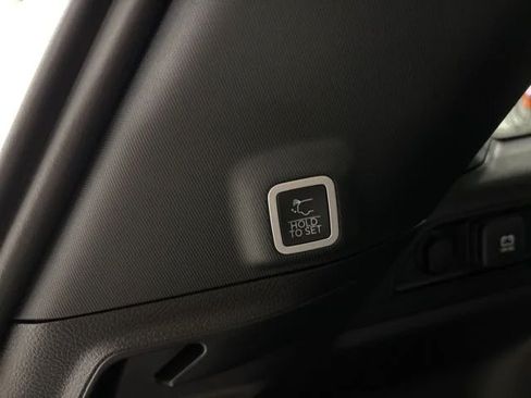 Used 2026 Jeep Grand Cherokee Altitude AWD/4WD image 35