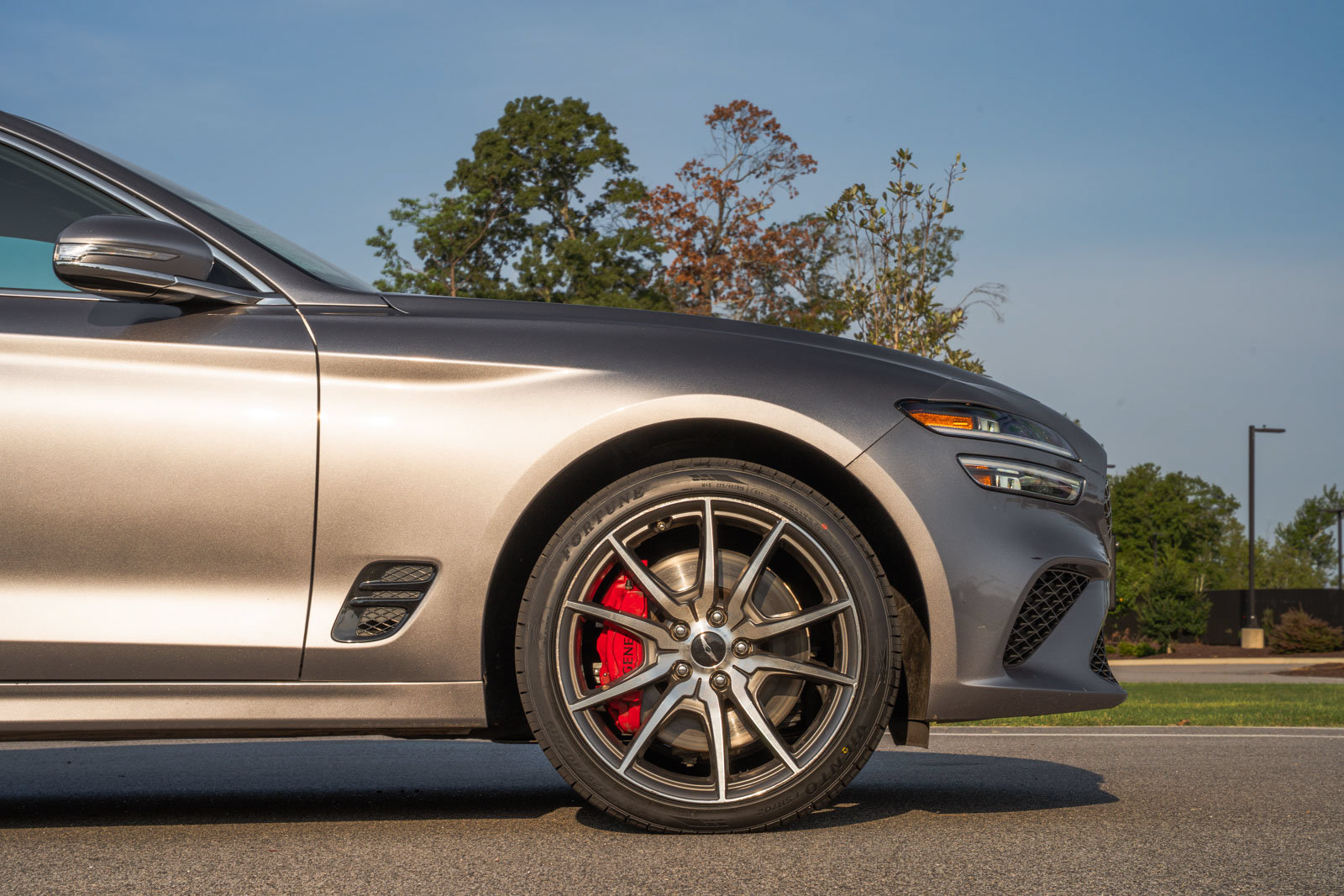Used 2025 Genesis G70 2.5T AWD/4WD image 10