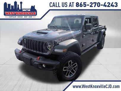 Used 2025 Jeep Gladiator Mojave w/ Convenience Group
