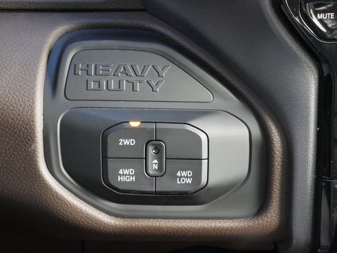 Used 2025 RAM 2500 Laramie image 17