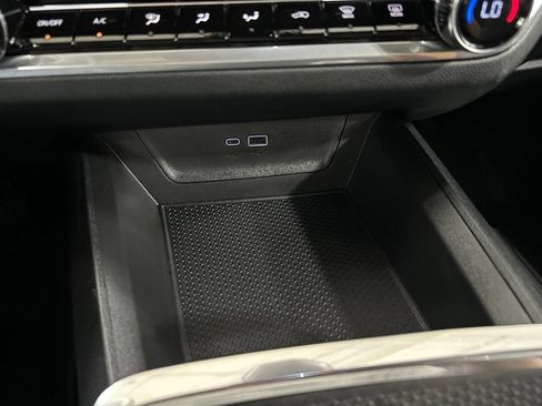 Used 2026 Chevrolet Equinox LT w/ Convenience Package II AWD/4WD image 24