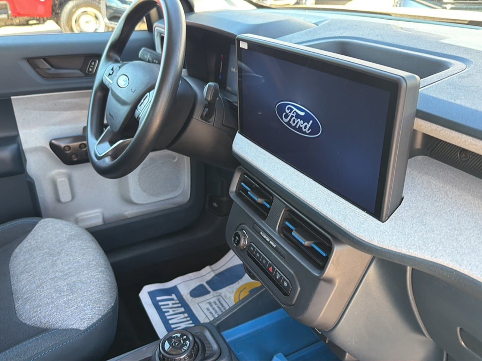 Used 2025 Ford Maverick XLT w/ Equipment Group 302A AWD/4WD image 18