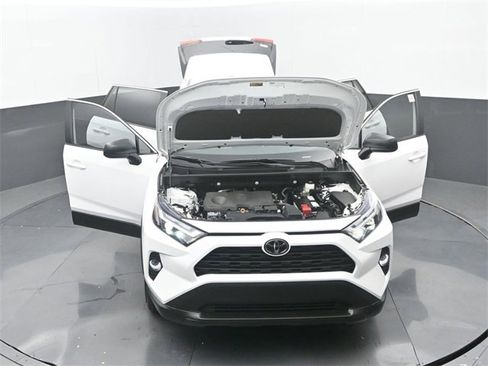 Used 2025 Toyota RAV4 LE image 32