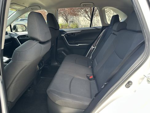 Certified 2023 Toyota RAV4 LE AWD/4WD image 29