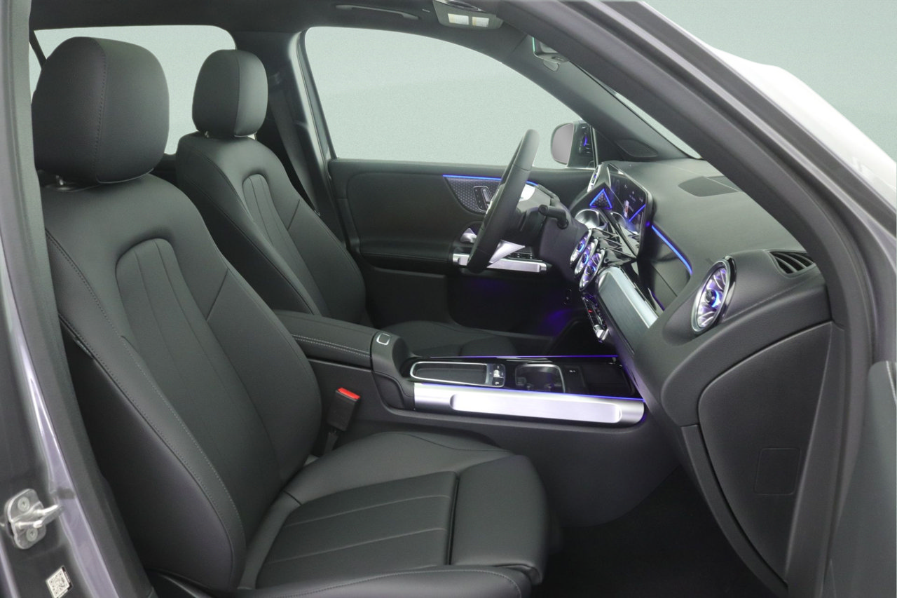 New 2026 Mercedes-Benz GLB 250 image 7