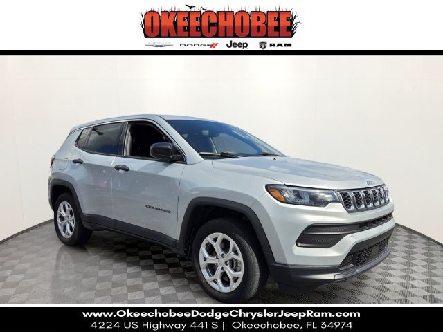 Used 2024 Jeep Compass Sport AWD/4WD image 1