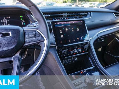 Used 2024 Jeep Grand Cherokee Limited 4xe AWD/4WD image 32