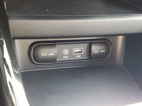 Used 2020 Kia Forte GT-Line image 32