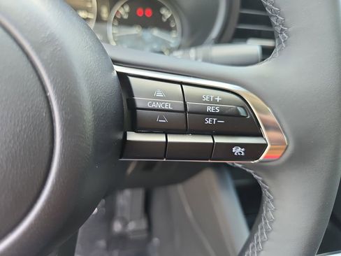 New 2025 MAZDA MAZDA3 s image 17