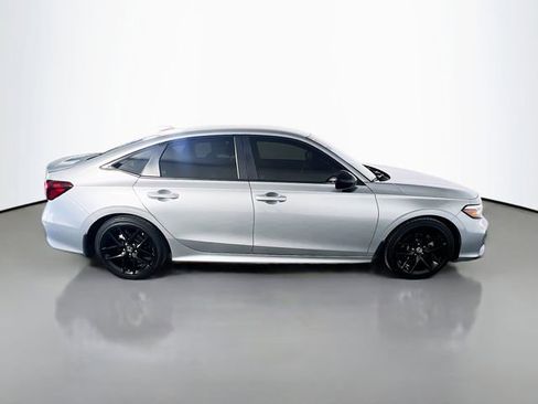 Used 2025 Honda Civic Sport image 9