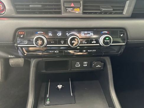 Used 2025 Honda Pilot EX-L image 23