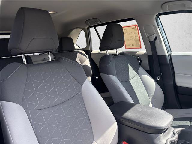 Certified 2025 Toyota RAV4 XLE FWD image 27