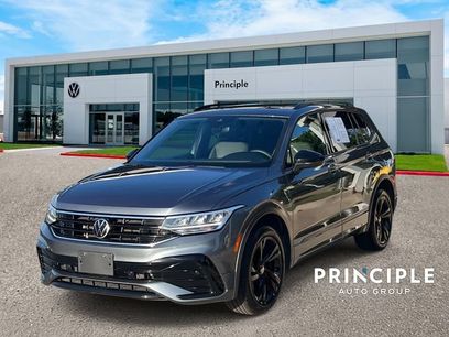 Used 2023 Volkswagen Tiguan SE R-Line