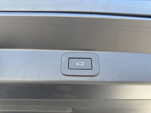 New 2025 Land Rover Range Rover Sport Dynamic SE image 14