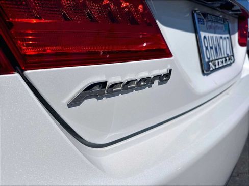 Used 2014 Honda Accord EX-L image 11