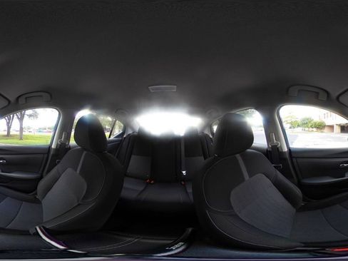 Used 2025 Nissan Sentra SV FWD image 37