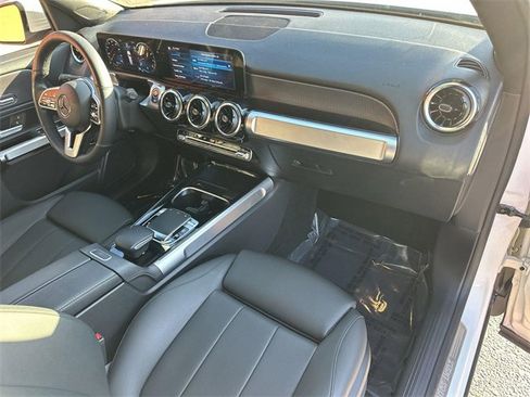 Used 2023 Mercedes-Benz GLB 250 GLB 250 image 27