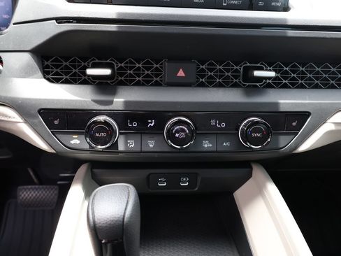 Used 2025 Honda Accord SE image 25