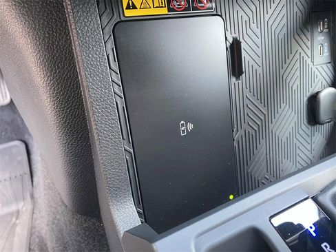 Used 2025 Toyota Tacoma Trailhunter image 28