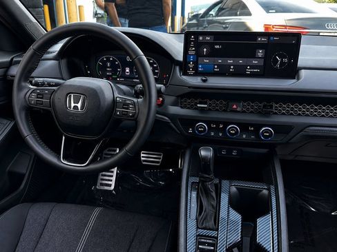 Used 2023 Honda Accord Sport image 15