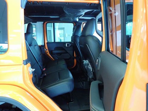 New 2025 Jeep Wrangler Unlimited Rubicon 392 image 28