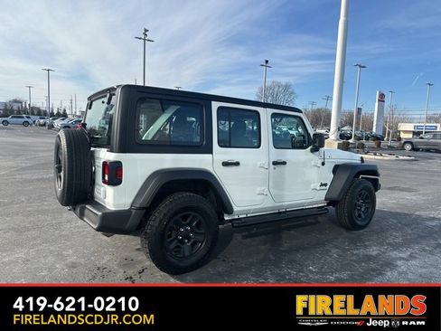 Used 2022 Jeep Wrangler Unlimited Sport image 15