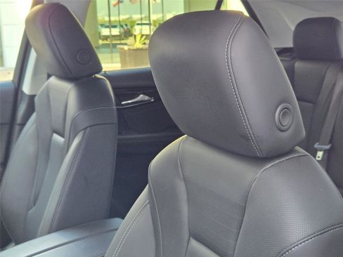 Used 2025 Buick Envision Preferred AWD/4WD image 11