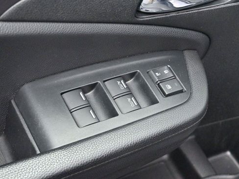 Used 2021 Honda Pilot Special Edition image 11