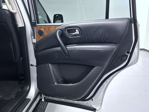 Used 2024 Nissan Armada SL image 17