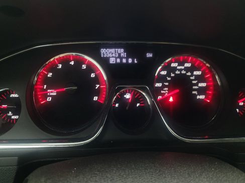 Used 2014 GMC Acadia SLT w/ Technology Package image 23