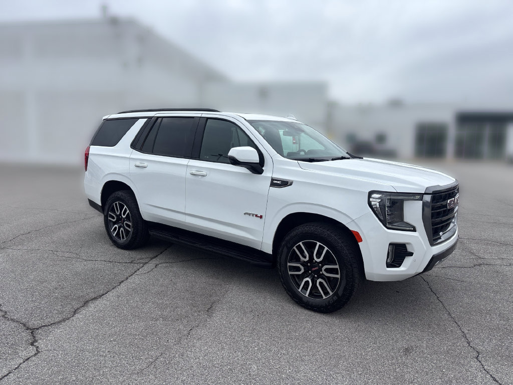 Used 2024 GMC Yukon AT4 w/ Technology Package AWD/4WD image 11